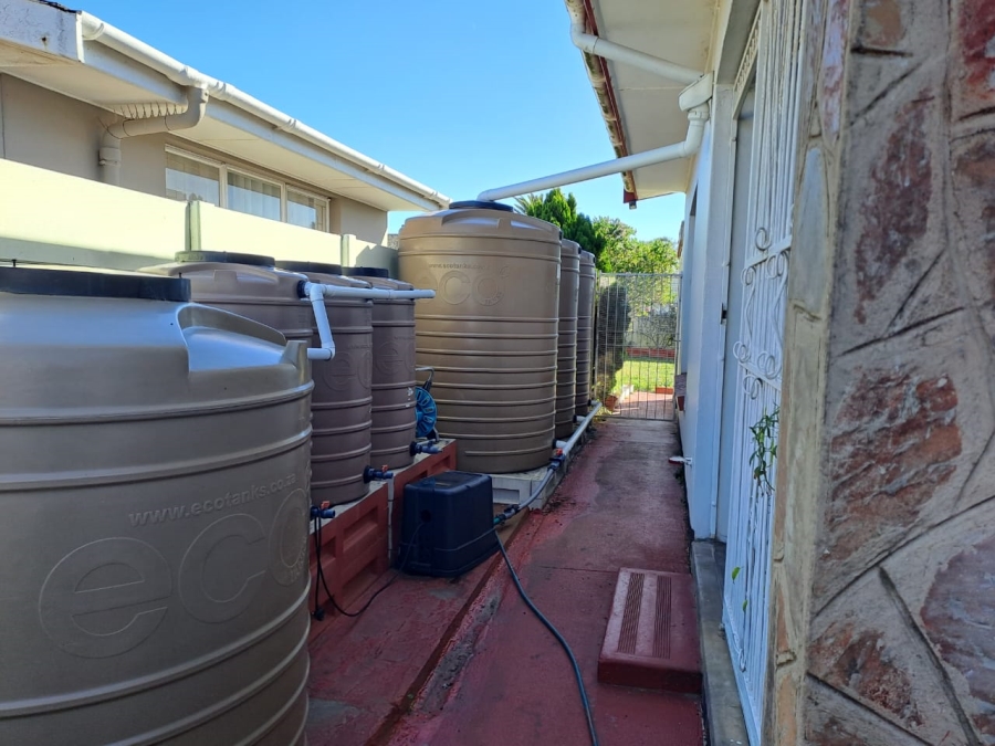 4 Bedroom Property for Sale in Morningside Eastern Cape